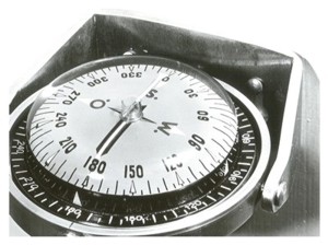 Kompas morski Suunto K-12 z 1953 roku